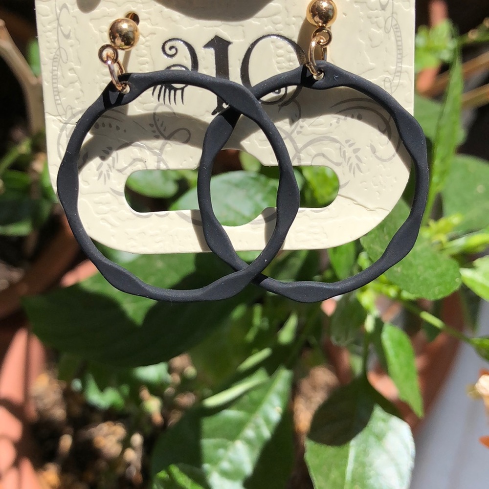 Ole Hooped Earrings